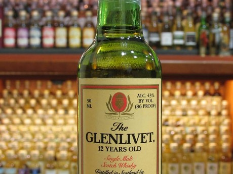 Glenlivet  12yo – 43%, 240L025