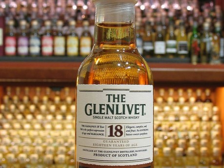 Glenlivet  18yo – 43%,  2L8F3000 (Gold lid)
